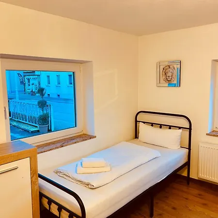 Eichel בית הארחה 4*